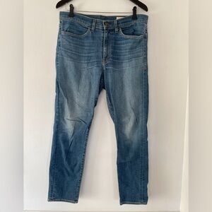 imogene + willie Women's Straight Leg Jeans in Medium Blue Wash